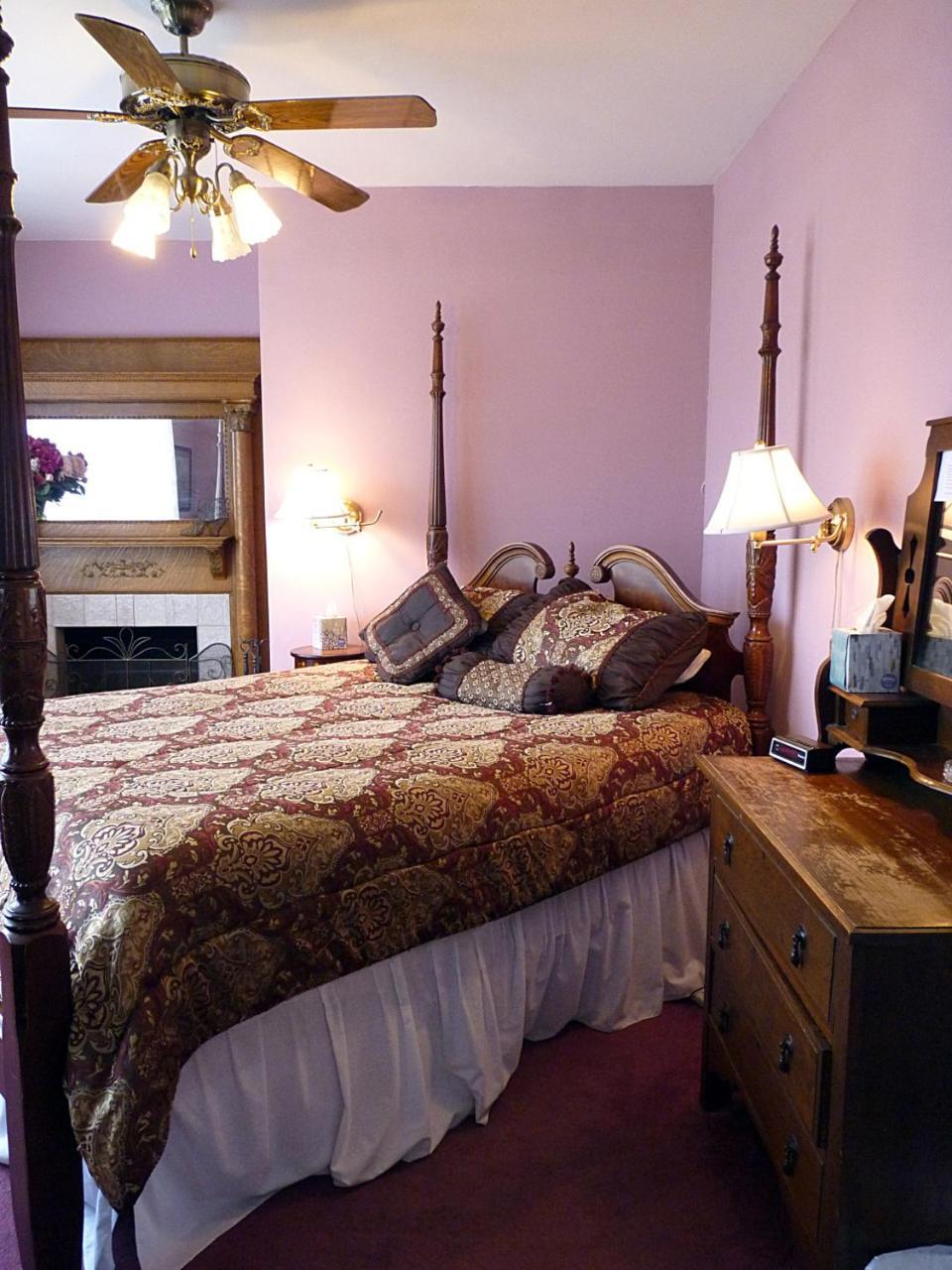 Strickland Arms Bed And Breakfast Остин Екстериор снимка